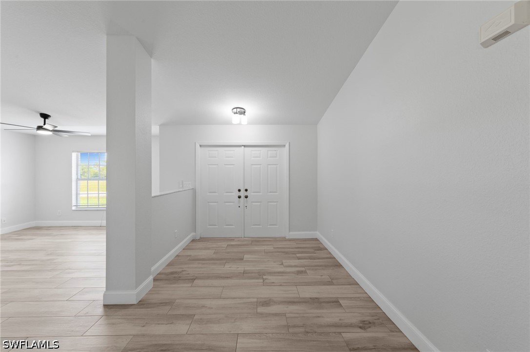 3 Bed SingleFamilyResidence for Sale in Cape Coral, photo 3