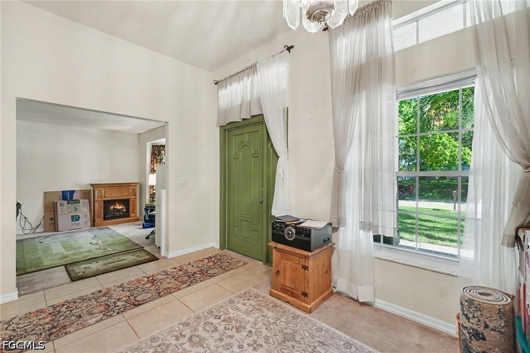 3 Bed Pool Home for Sale in Cape Coral, photo 3