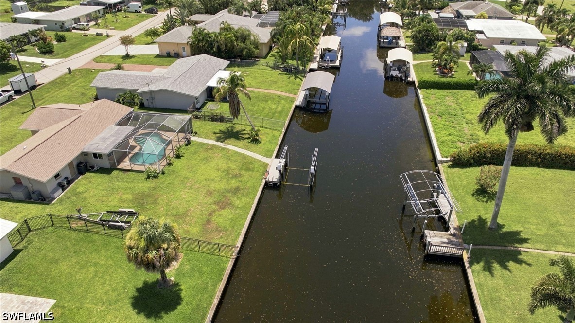 2 Bed Pool Home for Sale in Cape Coral, photo 3