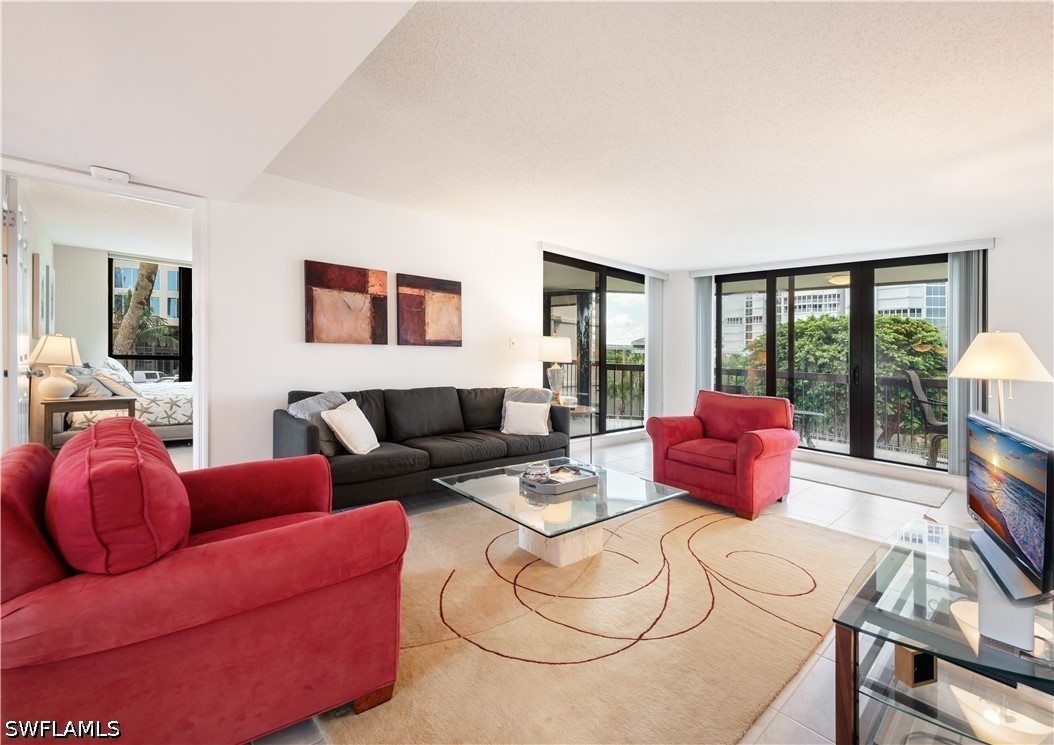 2 Bed Waterfront Home for Sale in Esplanade Club, photo 3