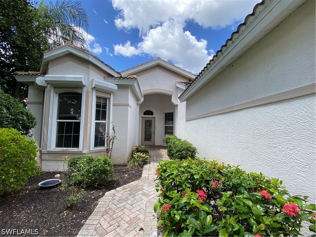 2 Bed Pool Home for Sale in Naples, photo 3