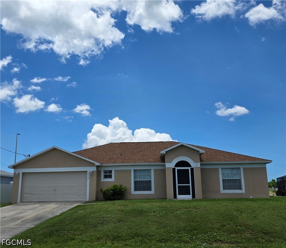 3 Bed SingleFamilyResidence for Sale in Cape Coral, photo 3