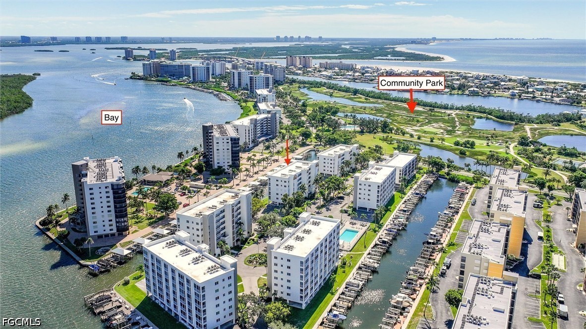 2 Bed Waterfront Home for Sale in Casa Marina, photo 3