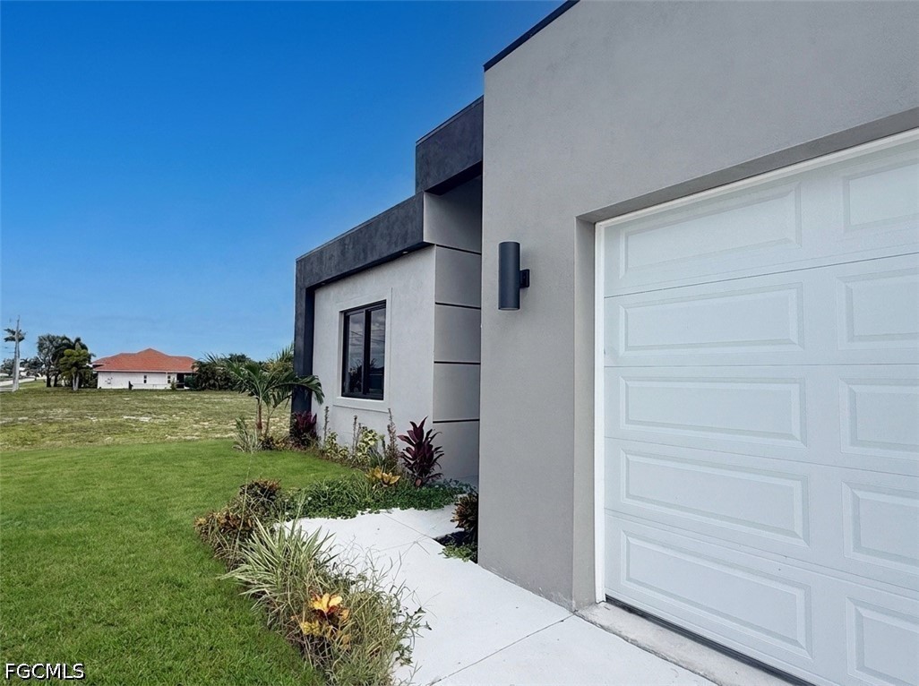 4 Bed SingleFamilyResidence for Sale in Cape Coral, photo 3