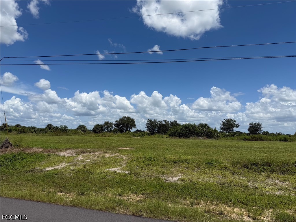 Waterfront Home for Sale in Cape Coral, photo 3