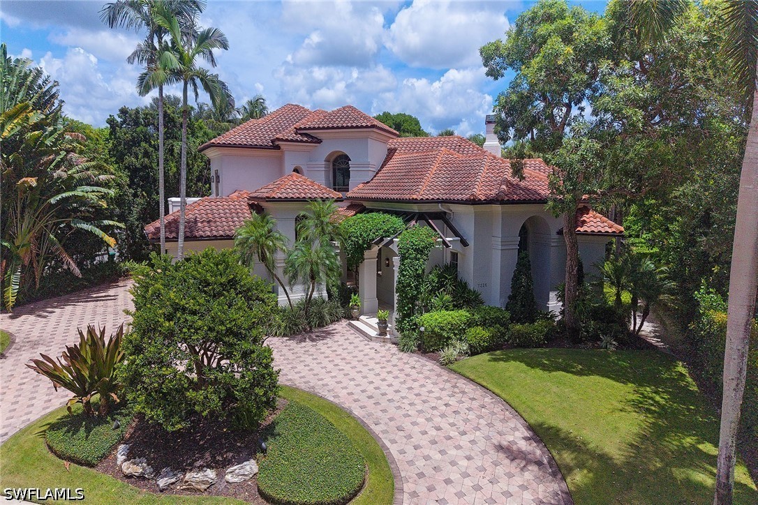 4 Bed Pool Home for Sale in Naples, photo 3
