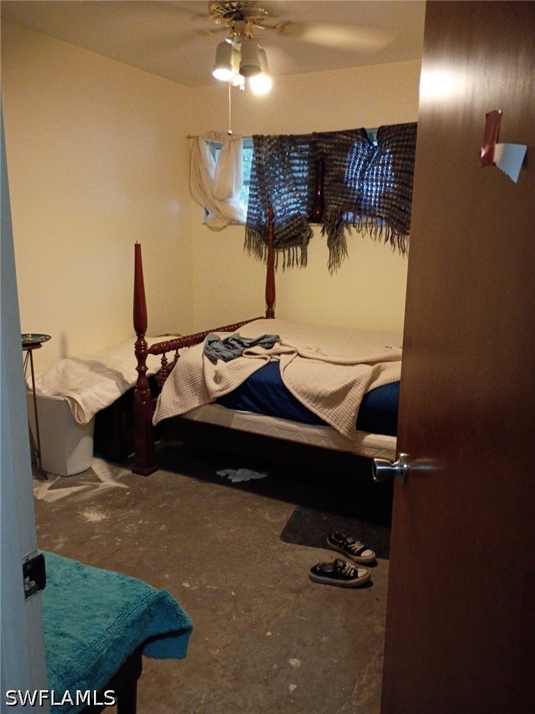 5 Bed Pool Home for Sale in Golden Gate City, photo 3