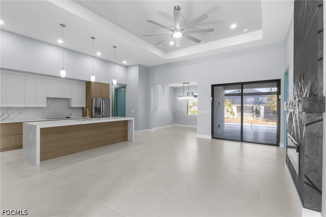 4 Bed Pool Home for Sale in Cape Coral, photo 3