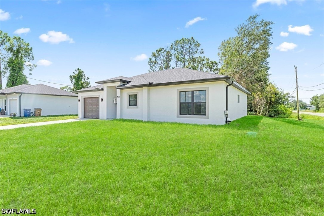 3 Bed SingleFamilyResidence for Sale in Lehigh Acres, photo 3