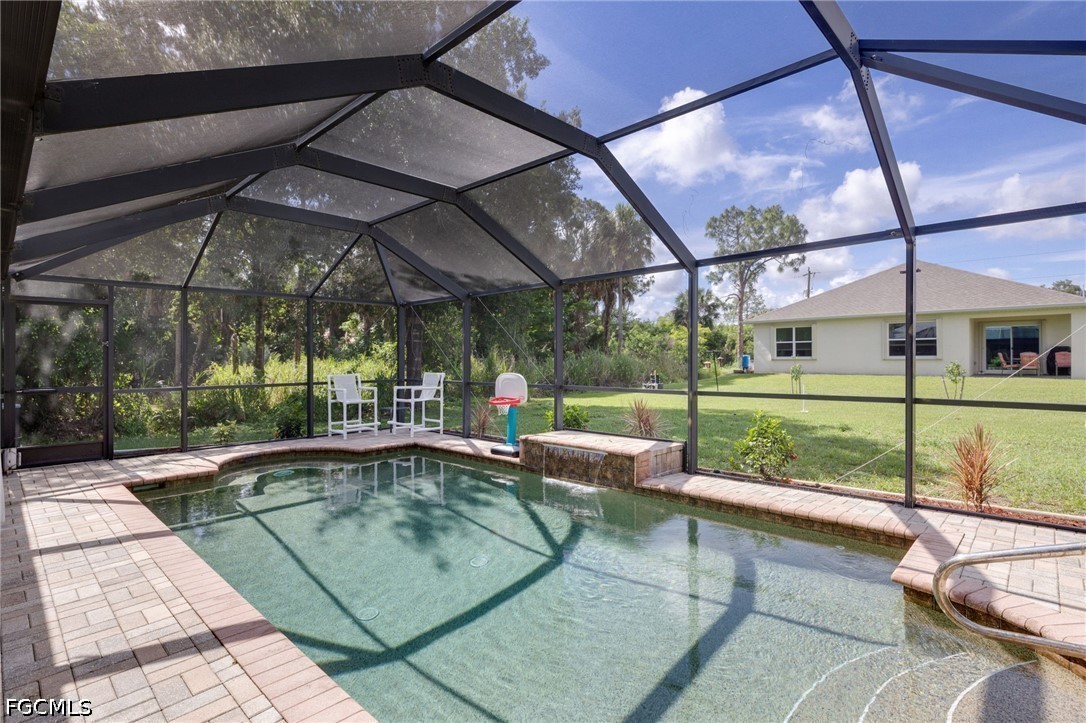 3 Bed Pool Home for Sale in Lehigh Acres, photo 3