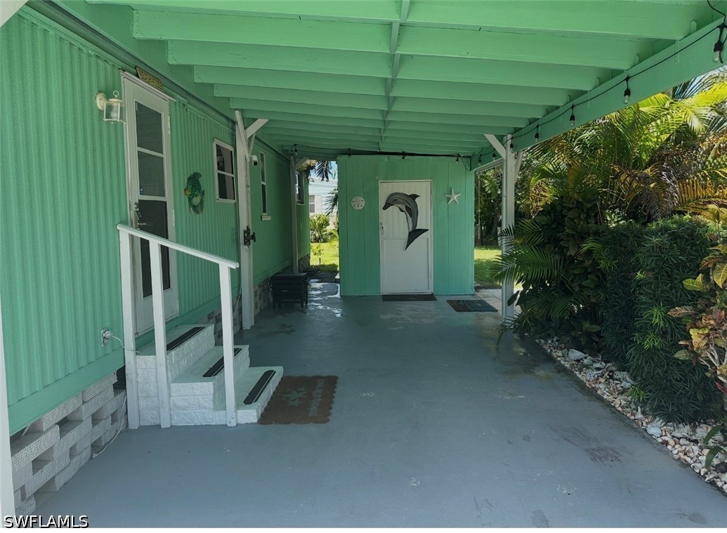 2 Bed ManufacturedHome for Sale in Naples, photo 3