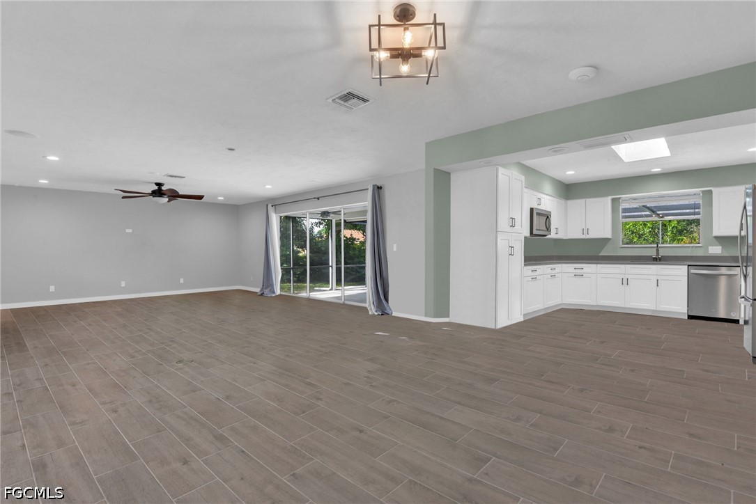 2 Bed Pool Home for Sale in Whiskey Creek, photo 3