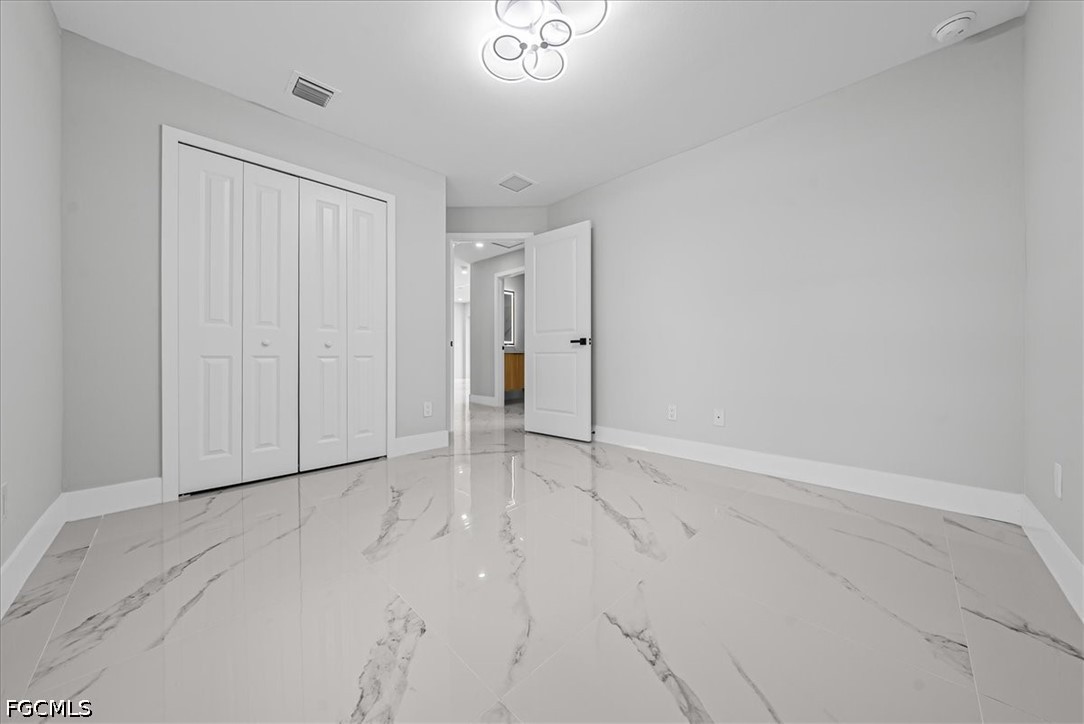 3 Bed SingleFamilyResidence for Sale in Lehigh Acres, photo 3