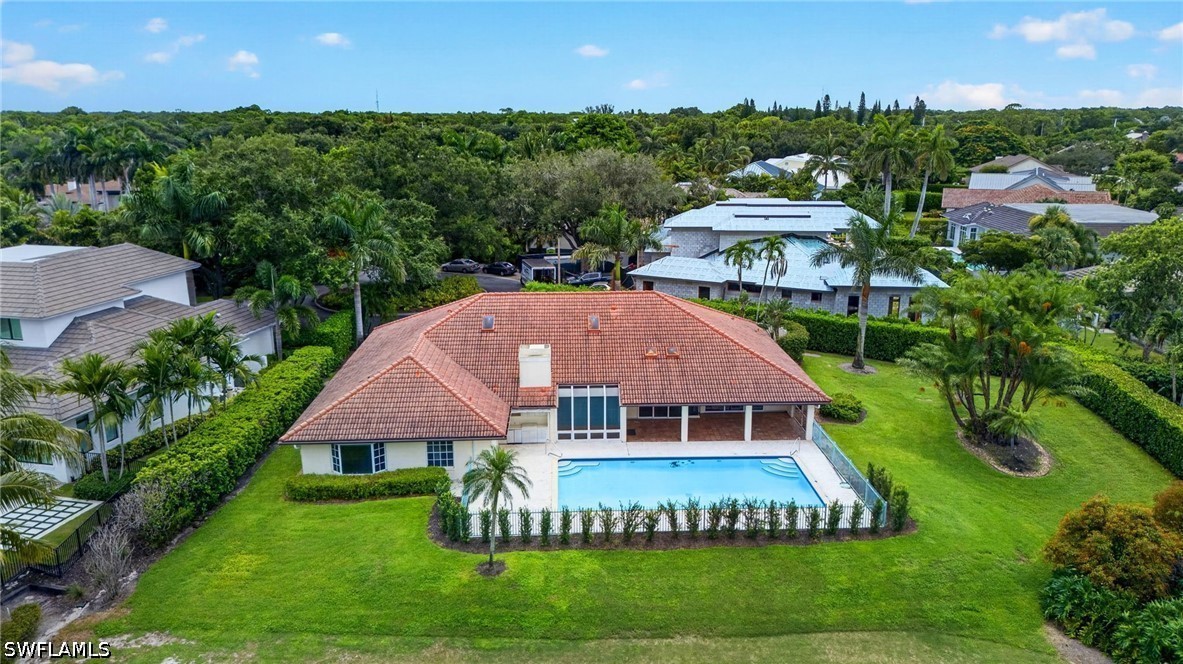 3 Bed Pool Home for Sale in Naples, photo 3