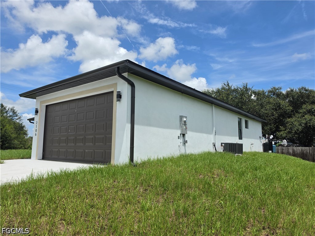 3 Bed SingleFamilyResidence for Sale in Lehigh Acres, photo 3