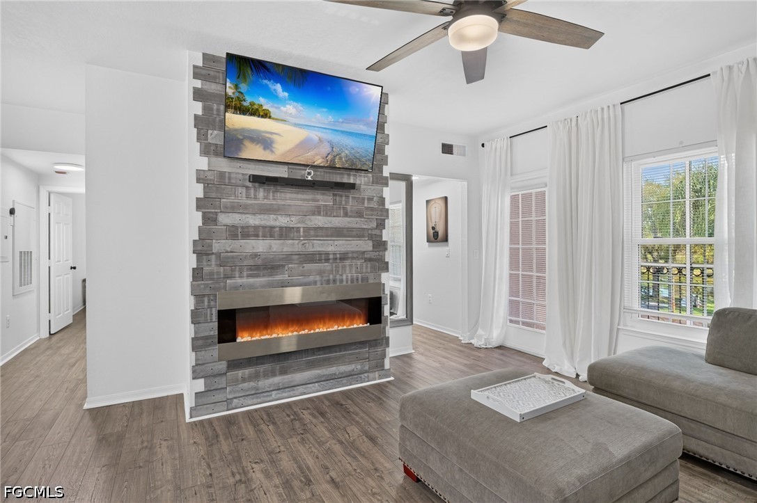2 Bed Condominium for Sale in Estero, photo 3