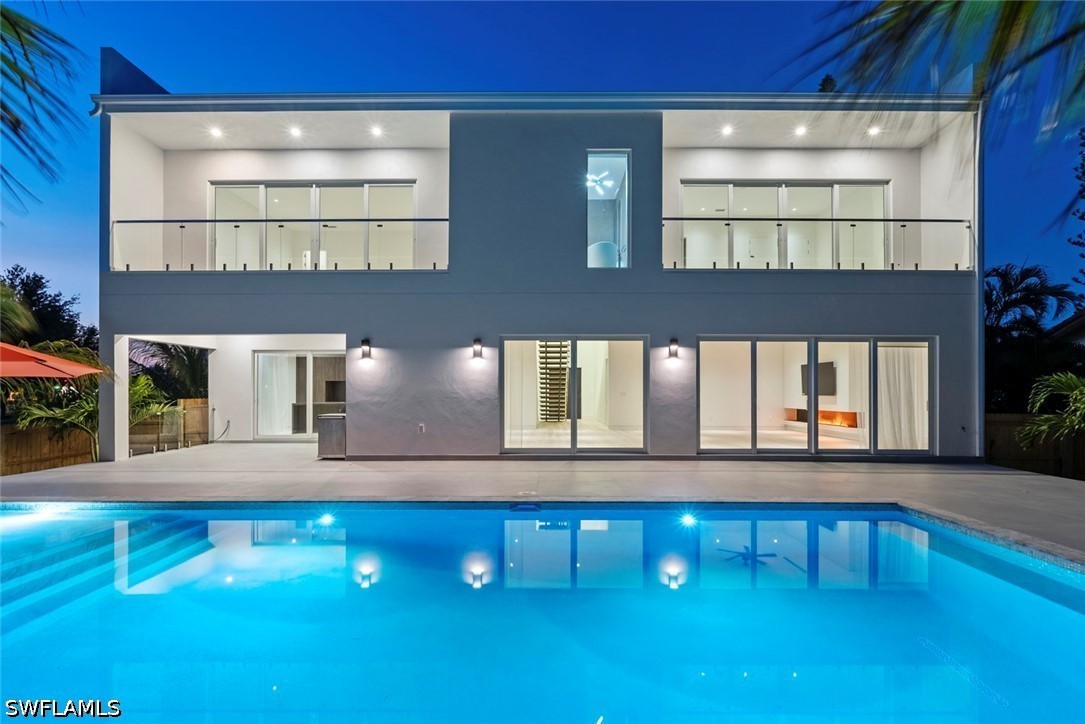 5 Bed Pool Home for Sale in Marco Beach, photo 3