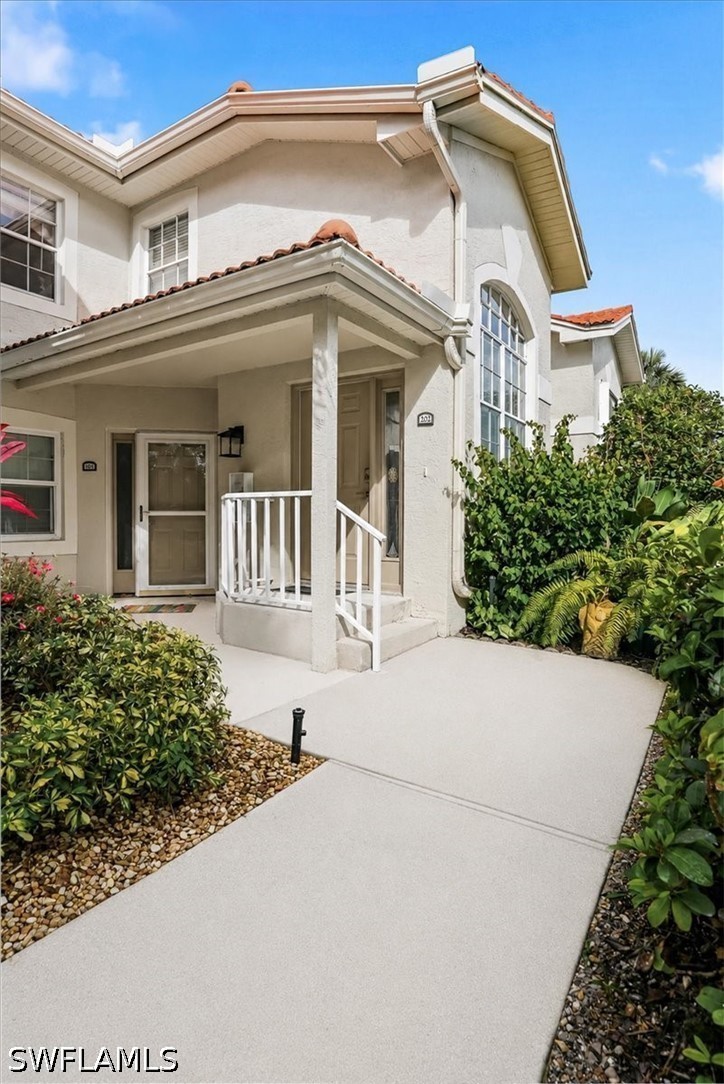 2 Bed Waterfront Home for Sale in Pipers Grove, photo 3