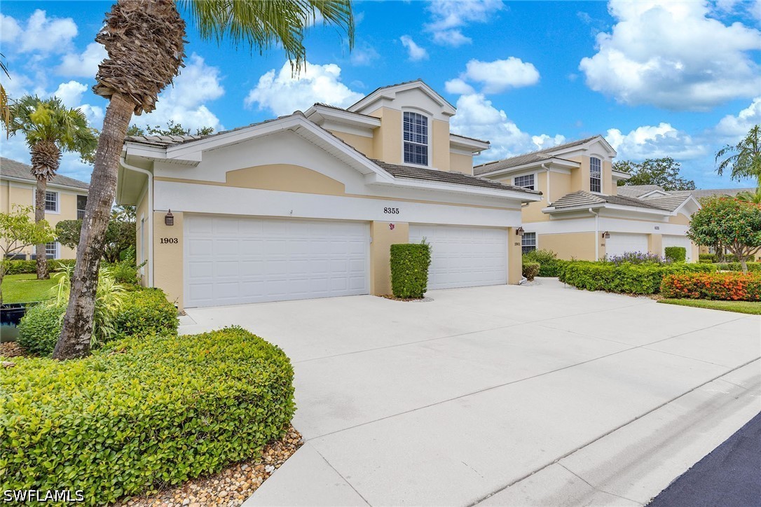 3 Bed Waterfront Home for Sale in Naples, photo 3