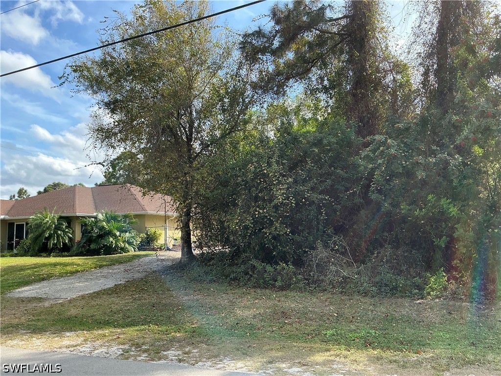 Residential for Sale in Lehigh Acres, photo 3