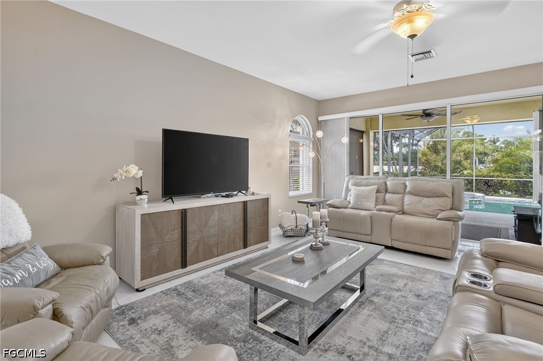 3 Bed Pool Home for Sale in North Fort Myers, photo 3