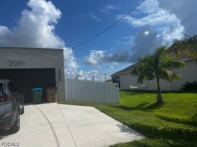 4 Bed SingleFamilyResidence for Sale in Cape Coral, photo 3