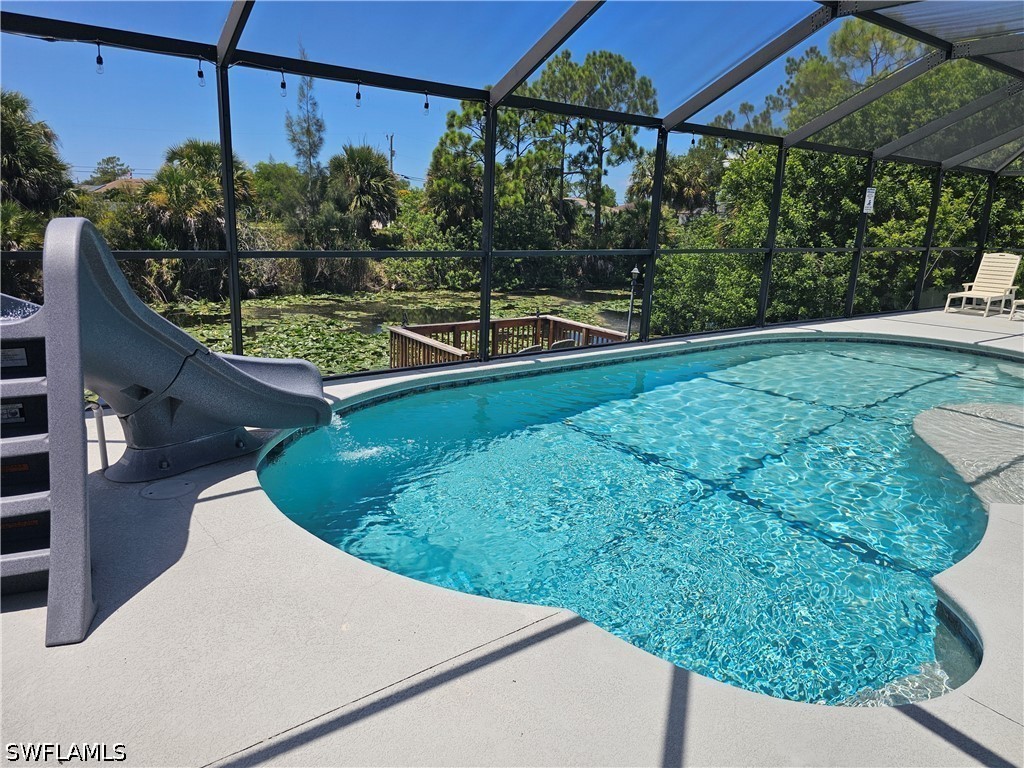 3 Bed Pool Home for Sale in Cape Coral, photo 3
