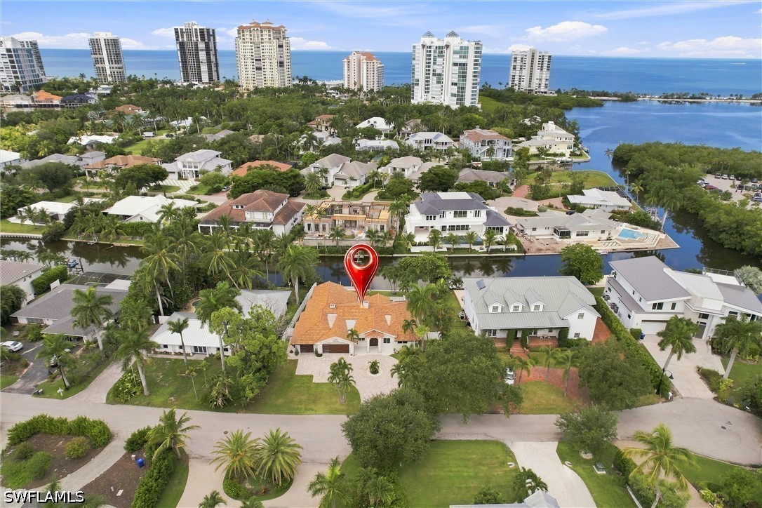 4 Bed Pool Home for Sale in Seagate, photo 3