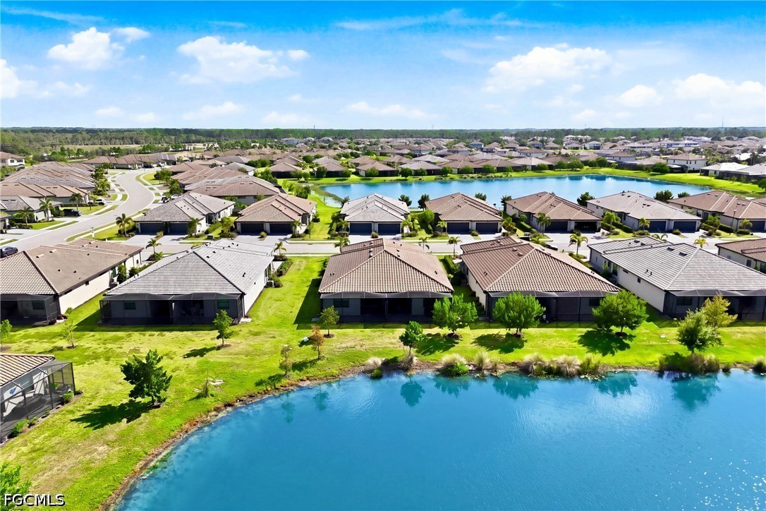 2 Bed Waterfront Home for Sale in Timber Creek, photo 3