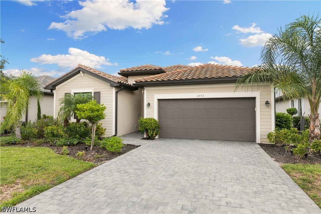 4 Bed Pool Home for Sale in Naples, photo 3