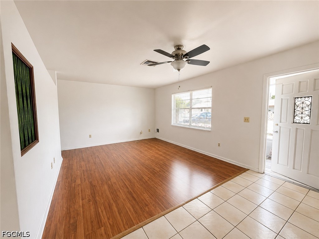 3 Bed SingleFamilyResidence for Sale in Not Applicable, photo 3