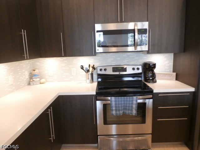3 Bed Condominium for Sale in Royal Pointe, photo 3
