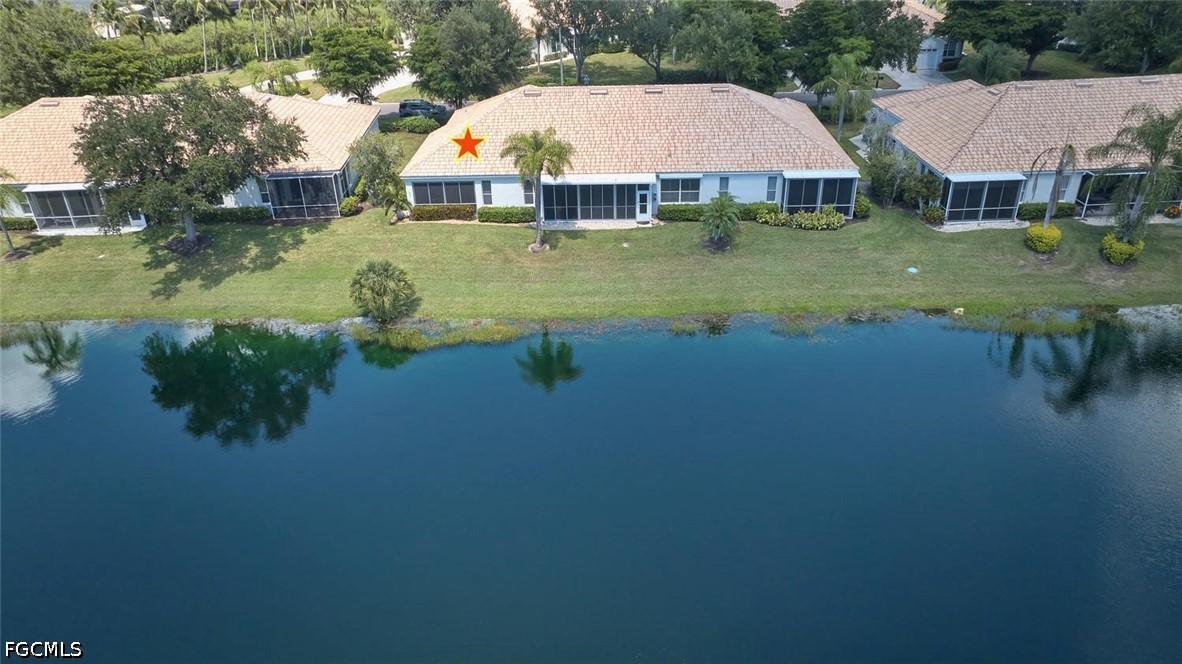 2 Bed Waterfront Home for Sale in Fort Myers, photo 3