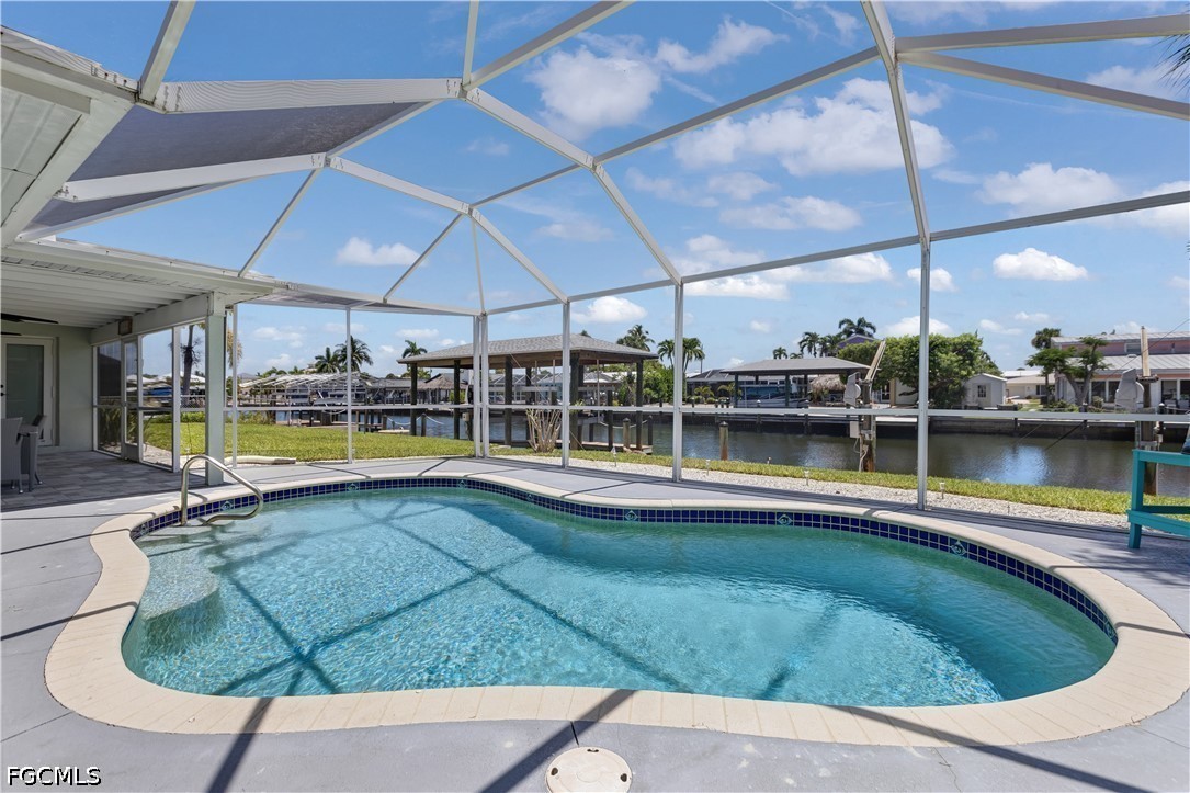 3 Bed Pool Home for Sale in Fort Myers Beach, photo 3