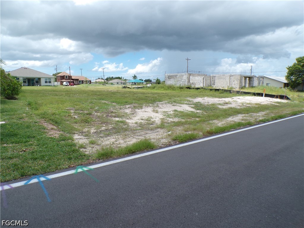 Residential for Sale in Cape Coral, photo 3