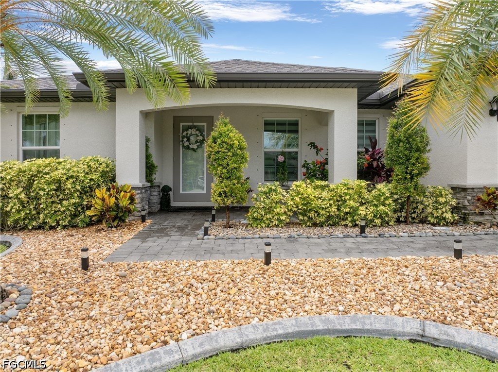 4 Bed SingleFamilyResidence for Sale in Cape Coral, photo 3