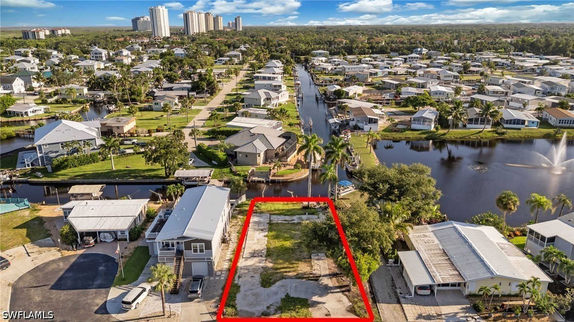 Waterfront Home for Sale in Bonita Springs, photo 3
