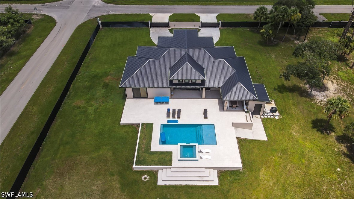 3 Bed Pool Home for Sale in Clewiston, photo 3