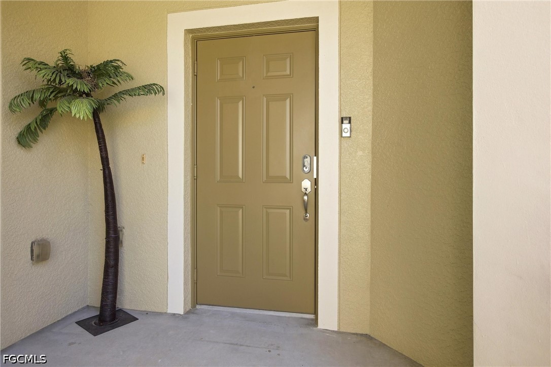 2 Bed Condominium for Sale in Calusa Palms, photo 3
