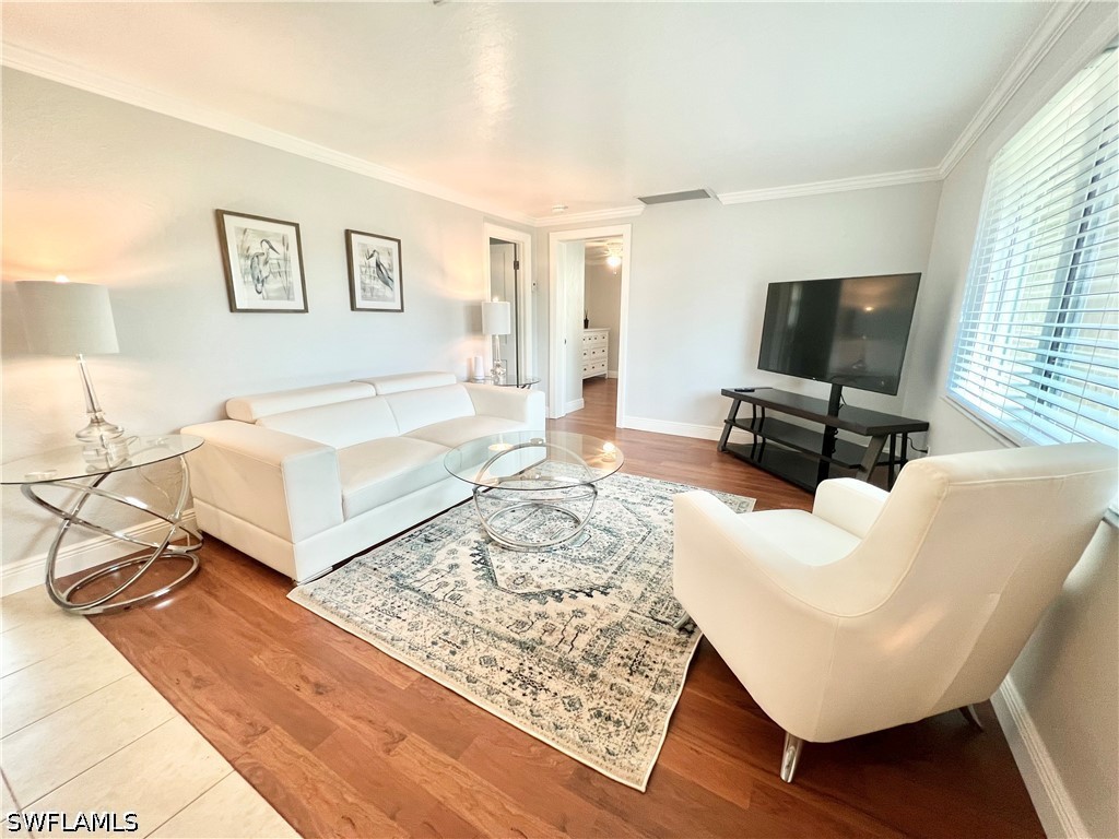 1 Bed SingleFamilyResidence for Sale in Bonita Park, photo 3