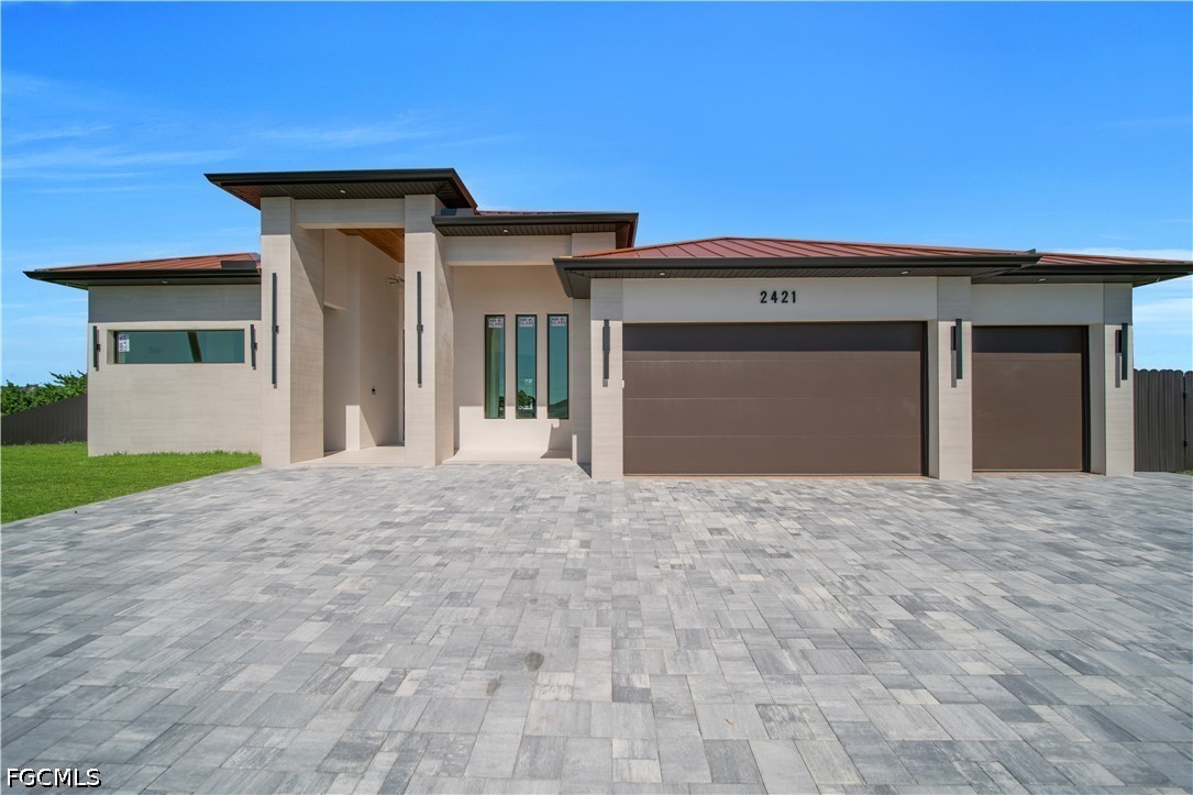 4 Bed Pool Home for Sale in Cape Coral, photo 3