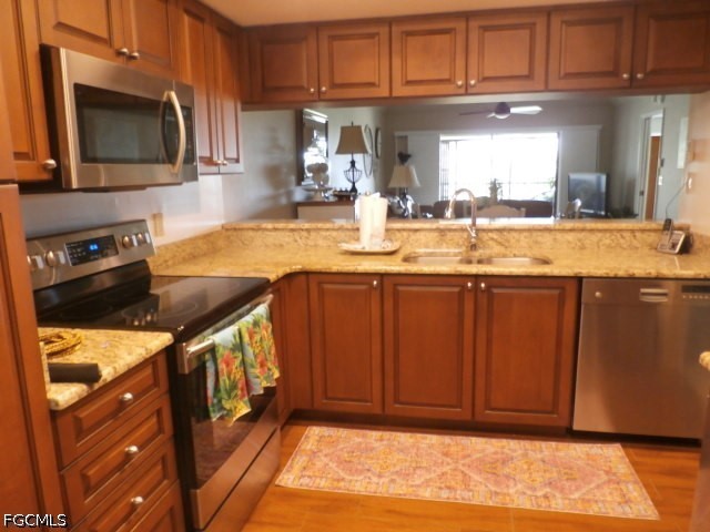 2 Bed Condominium for Sale in Manor, photo 3