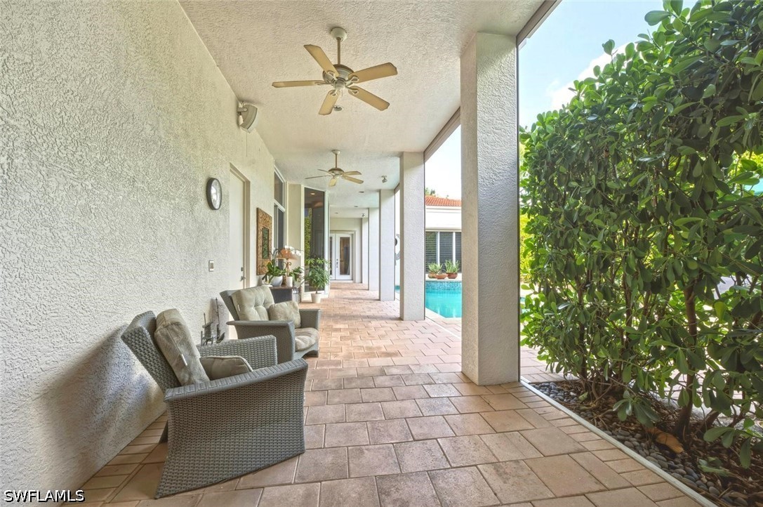 5 Bed Pool Home for Sale in Naples Park, photo 3