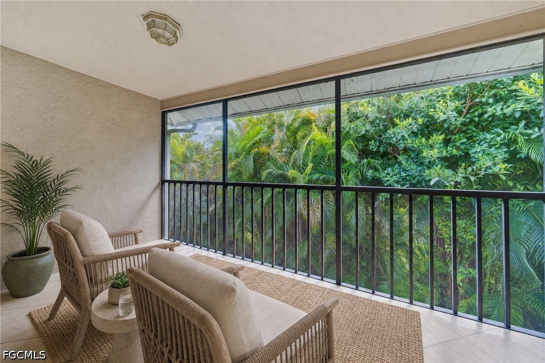 2 Bed Condominium for Sale in Veranda Condo, photo 3