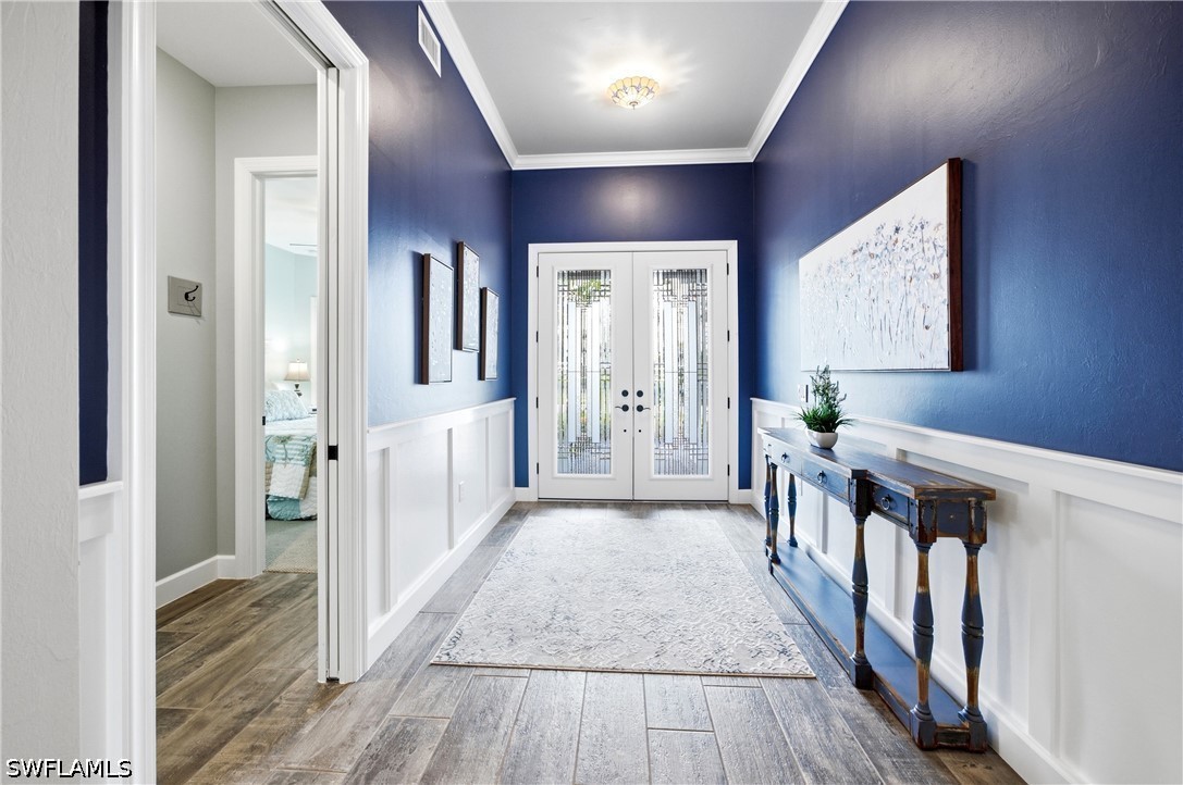 3 Bed Pool Home for Sale in Wildblue, photo 3