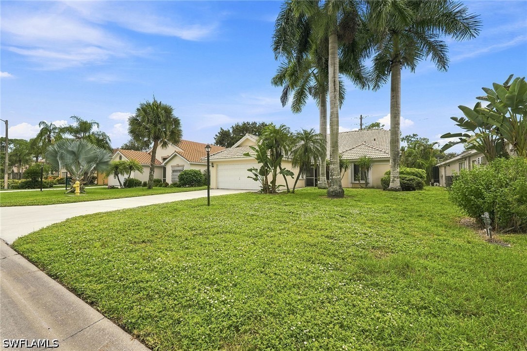 3 Bed SingleFamilyResidence for Sale in Naples, photo 3
