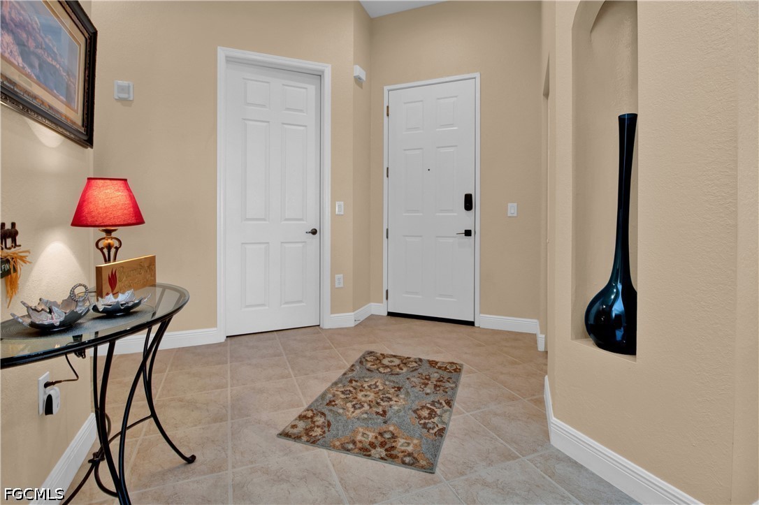 3 Bed Pool Home for Sale in Esplanade, photo 3