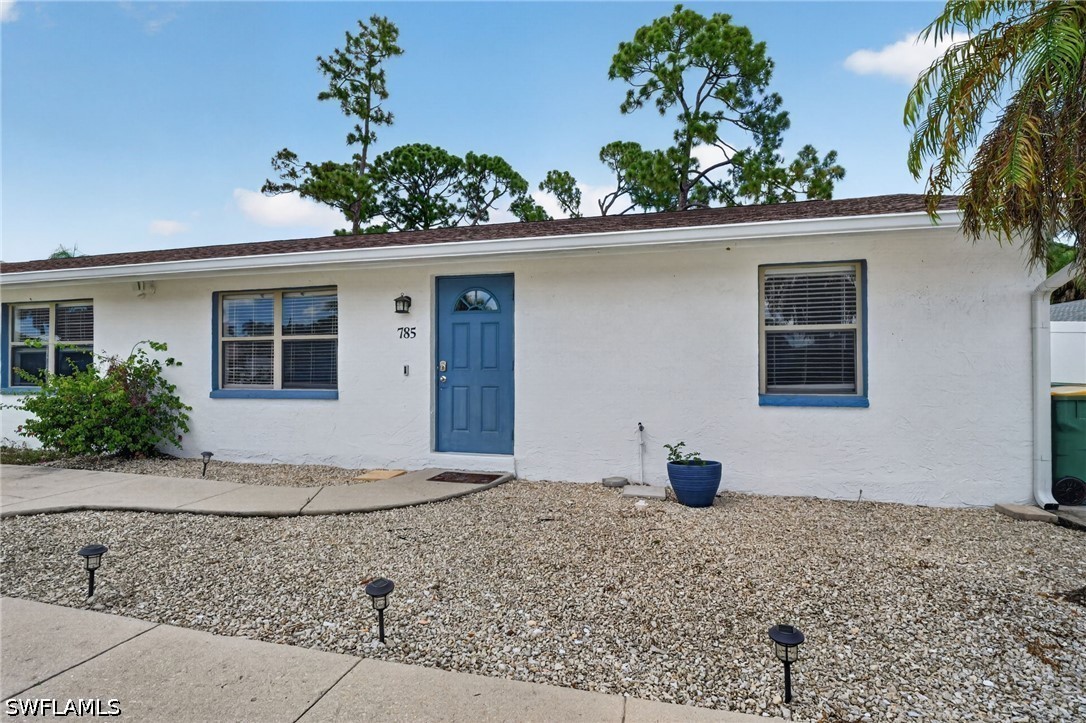4 Bed Duplex for Sale in Naples Park, photo 3