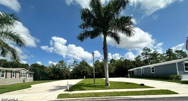 Residential for Sale in Silver Lakes, photo 3