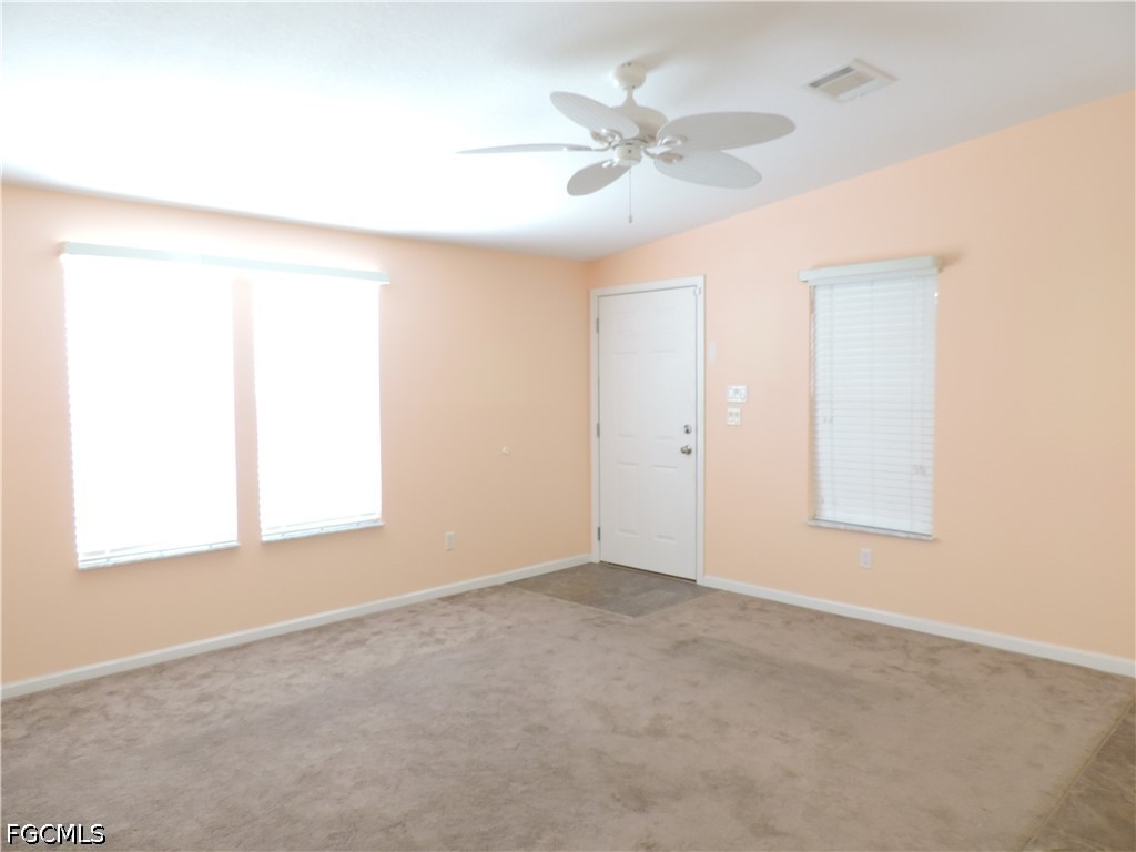 2 Bed ManufacturedHome for Sale in Estero, photo 3
